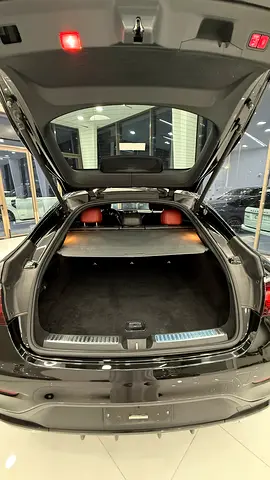 صورة 10 لـ 2020 Mercedes-BENZ GLC