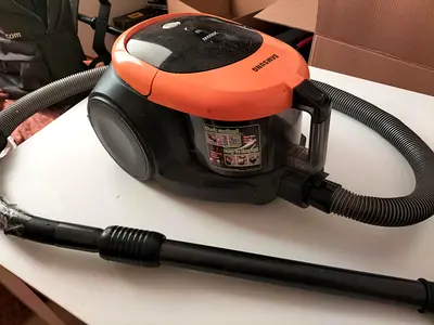 Samsung Cylinder Vacuum Cleaner - Used, Good Working Condition