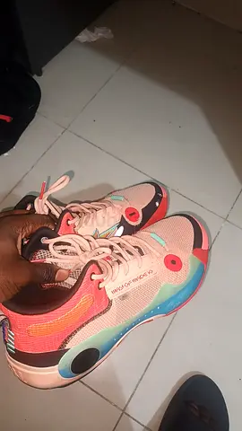Way of wade 10 art size 13