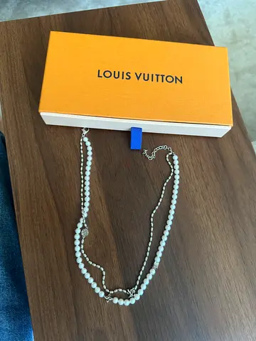 LOUIS VUITTON Pearls Fusion Necklace