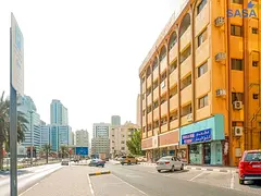 Kuwaiti Building, Alsharajah , Al Qasimia Residential Area
