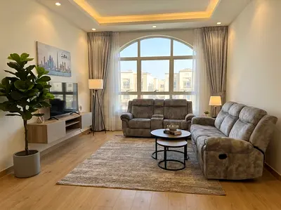 Comfortable 5 seater Recliner Sofa Set with and Coffee table