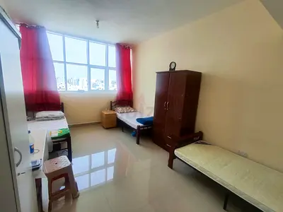 BED SPACE IN SHABIA 12 FOR KERALITE ..NEAT AND CLEAN NEW BIG ROOM (3 PERSON)   1100 AED