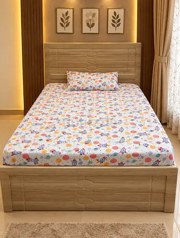 Single wooden bed with headboard and mattress (ready to use)
