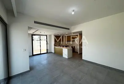 4BR Townhouse | Vacant | Ready To Move In