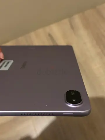 Huawei Tablet in Excellent Condition - Light Use