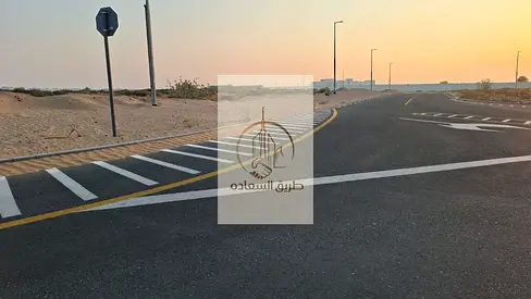 سهلة الوصول قريبة من مدخل المشروع على شارع 36