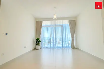 Bright & Stylish Residence | WorldClass Amenities