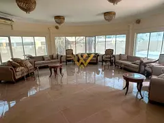 Spacious 4 BR Exclusive | Road View | Vacant