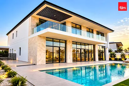 Multiple Options | On The Lagoon | Negotiable