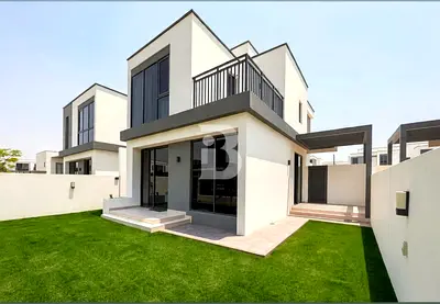 Corner Unit | Prime Family Location | Vacant