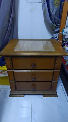 Solid wood 3-drawer bedside table / nightstand in good condition
