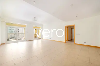 Largest Layout | Maid's Room | Mid Floor