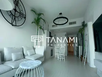 Upgraded Unit | Fully Furnished | Prime Location