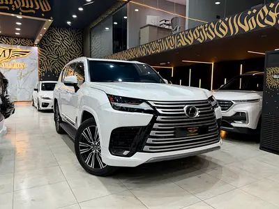 2025 Lexus LX-Series LX 700h Signature GCC Specs - Agency Warranty till 2029
