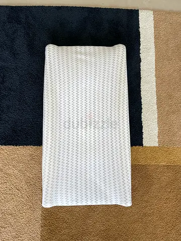 Baby changing mattress with 3 washable covers