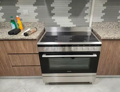 Siemens 90x60cm 5 Burners Electric Cooker With Oven HK9K9V850M Silver 112L