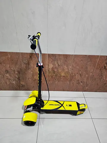 COOLBABY 3 Wheel Children's Folding Adjustable Height Scooters For Ages 3-16 Years With Music And Li