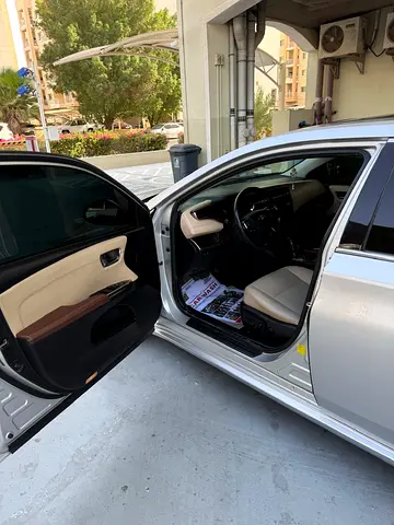 2013 Toyota AVALON 照片 4