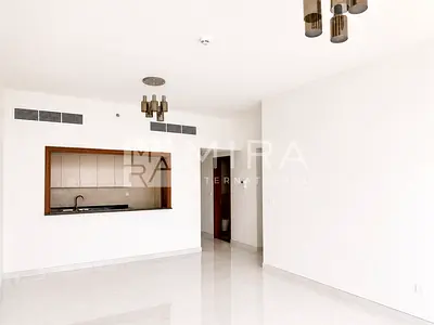 Semi-open kitchen | Storage Room | 13 months