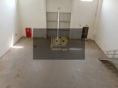 مستودع 5,300 قدم | كهرباء 27 KW | مناسب لجميع الانشطه