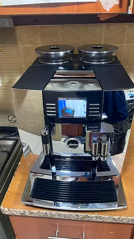 Jura GIGA 5 Premium Automatic Coffee Machine - Dual Ceramic Grinders (Like New)