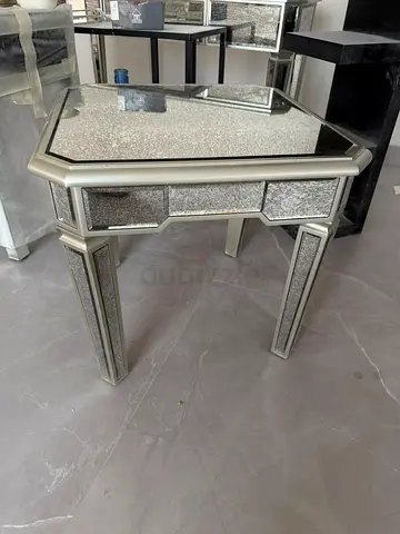 2 Side tables from 2XL store in excellent condition