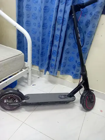 Electric scooter