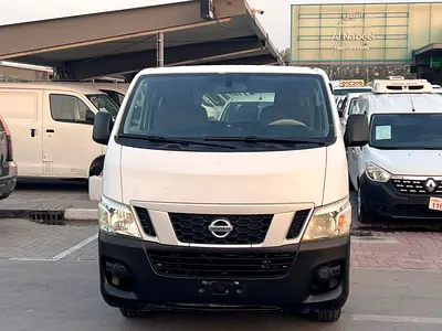 2015 Nissan URVAN 照片 2