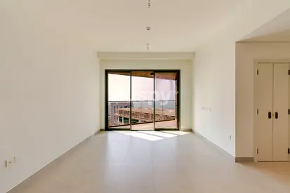 Original Price | Near Handover | Mid Floor