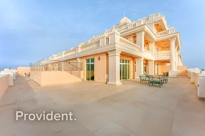 Rare Find | Sea View | Large Terrace
