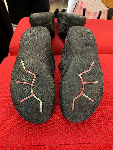 Anta Kai 2 black sneakers, used once 9,5US/43EUR