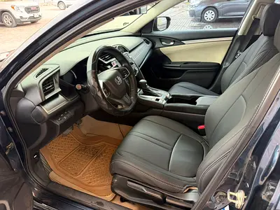 2017 Honda CIVIC — фото 6