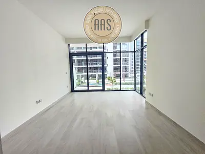 Pool view very lavish studio availabel just 48k in 4 cheques