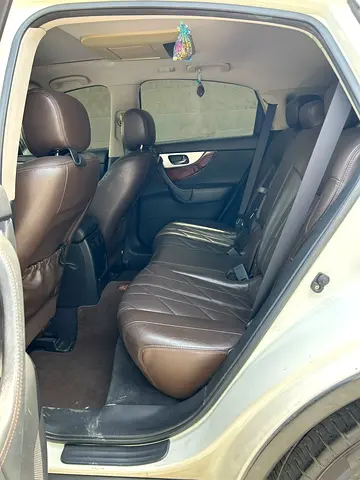 2012 Infiniti FX45/FX35 照片 6