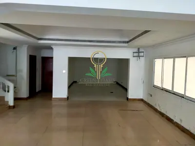 Commercial Villa | Corner Unit| Prime Location