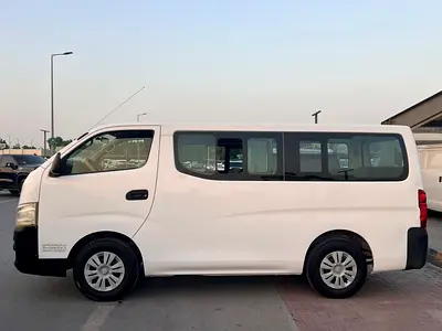 2015 Nissan URVAN 照片 4