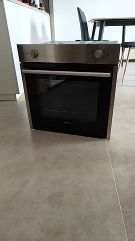 Unused Siemens iQ300 Built-In Gas Oven