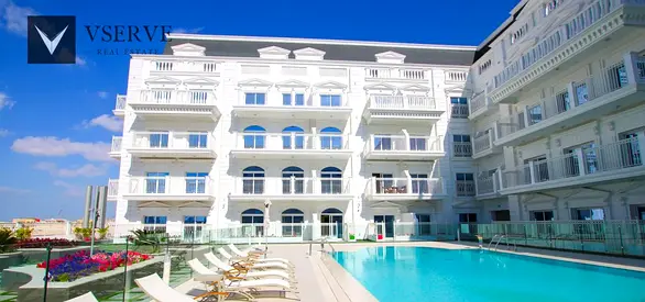 Luxuty Studio | Upgraded | High ROI | Pool View