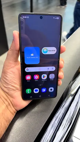 Z FLIP 7 256GB excellent condition