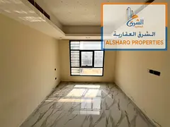 Second resident - card entry system - master room - large area - central air conditioning - panorami