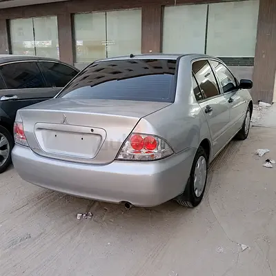 Mitsubishi Lancer GL 2010 - Japanese Specs