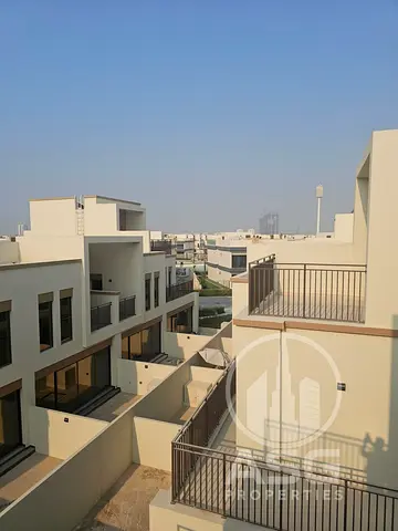 5BR Villa | Costa Brava | Ready Community