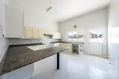 Prime location | Shared swimming pool | 4 Bedrooms