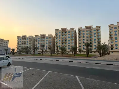 استوديو واسع مع شرفة ومطبخ مغلق | تملك حر مع خطة سداد بالتقسيط على 7 سنوات