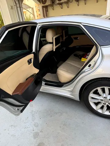 2013 Toyota AVALON 照片 7