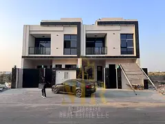 Villa for sale directly from the owner, featuring two floors and a rooftop terrace. Available with a