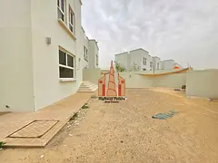 Spacious 3Bhk Villa with one mater bedroom built in wardrobes ,maids room Garden parking Garrge 110k