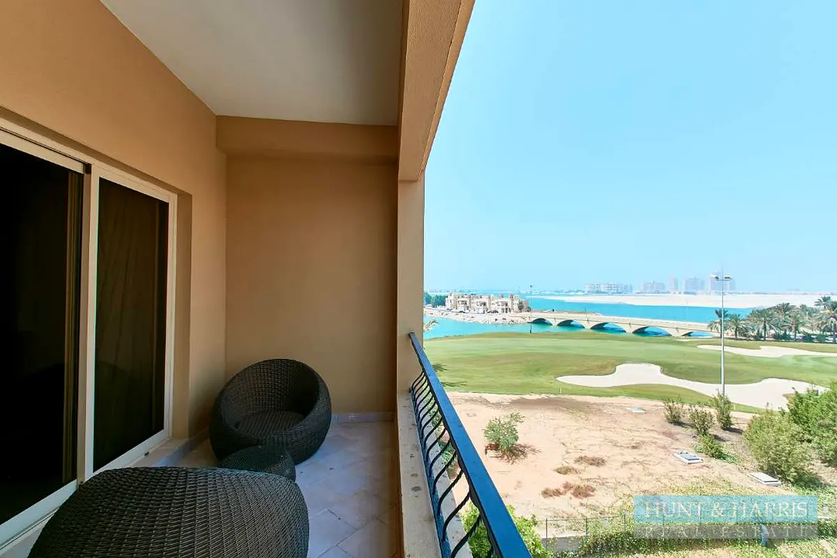 Large Studio for Rent in Al Hamra Village - Golf View