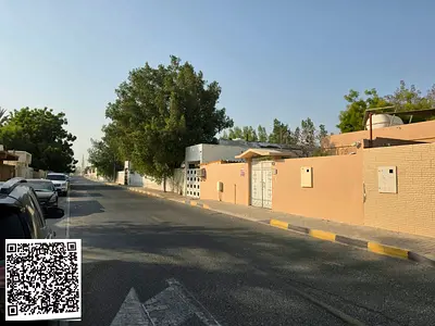 Ac avalabel/good location /embaty/4000 sf